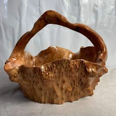 Retro and beautiful household hotel commercial portable fruit basket irregular ornaments handicraft pomegranate root carving fruit basket