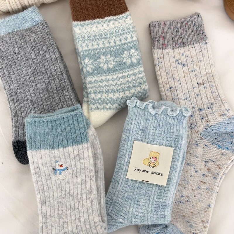 Winter Vibes! Gray-Blue Snowflake Wool Socks, Korean Style, Same Style as the Streamer'S, Snowman Autumn and Winter Slouch Socks