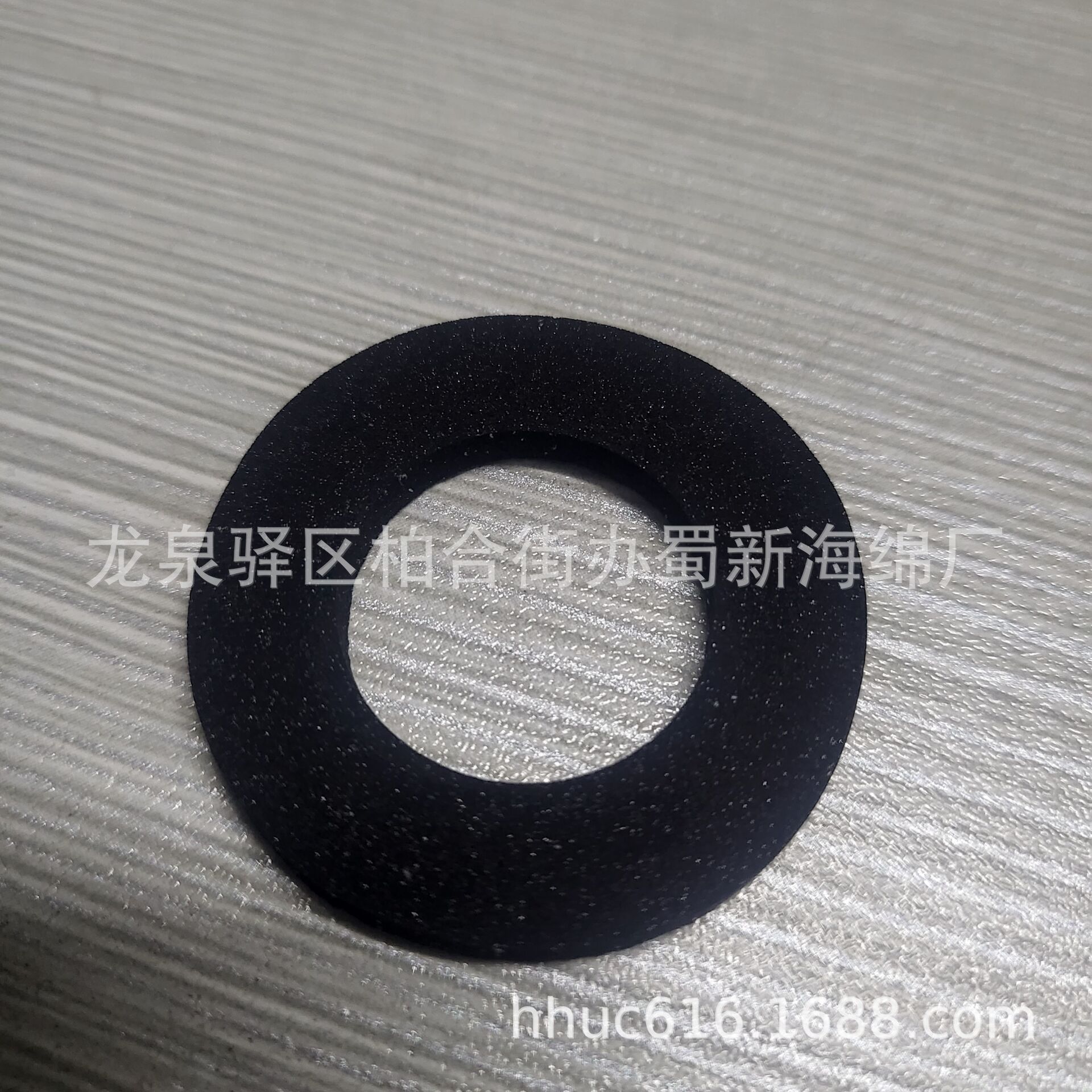 供应自粘缓冲减震密封橡胶垫/带胶防震密封泡棉垫/异形防撞海绵垫