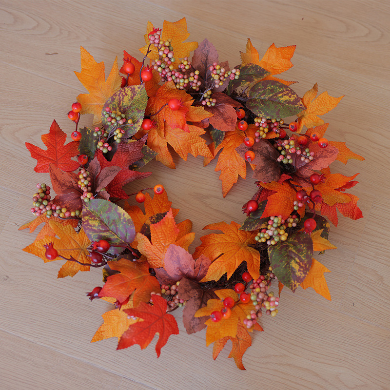 国境を越えた秋の新しい感謝祭の装飾秋の花輪は紅葉の花輪のベリーの紅葉の花輪をシミュレーションします。|undefined