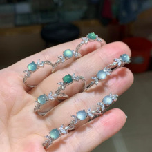 工厂直销天然翡翠戒指 925银镶嵌戒面 简约女戒时尚款 新品批发