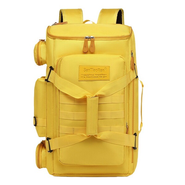 Capacious universal travel bag wet and dry separation