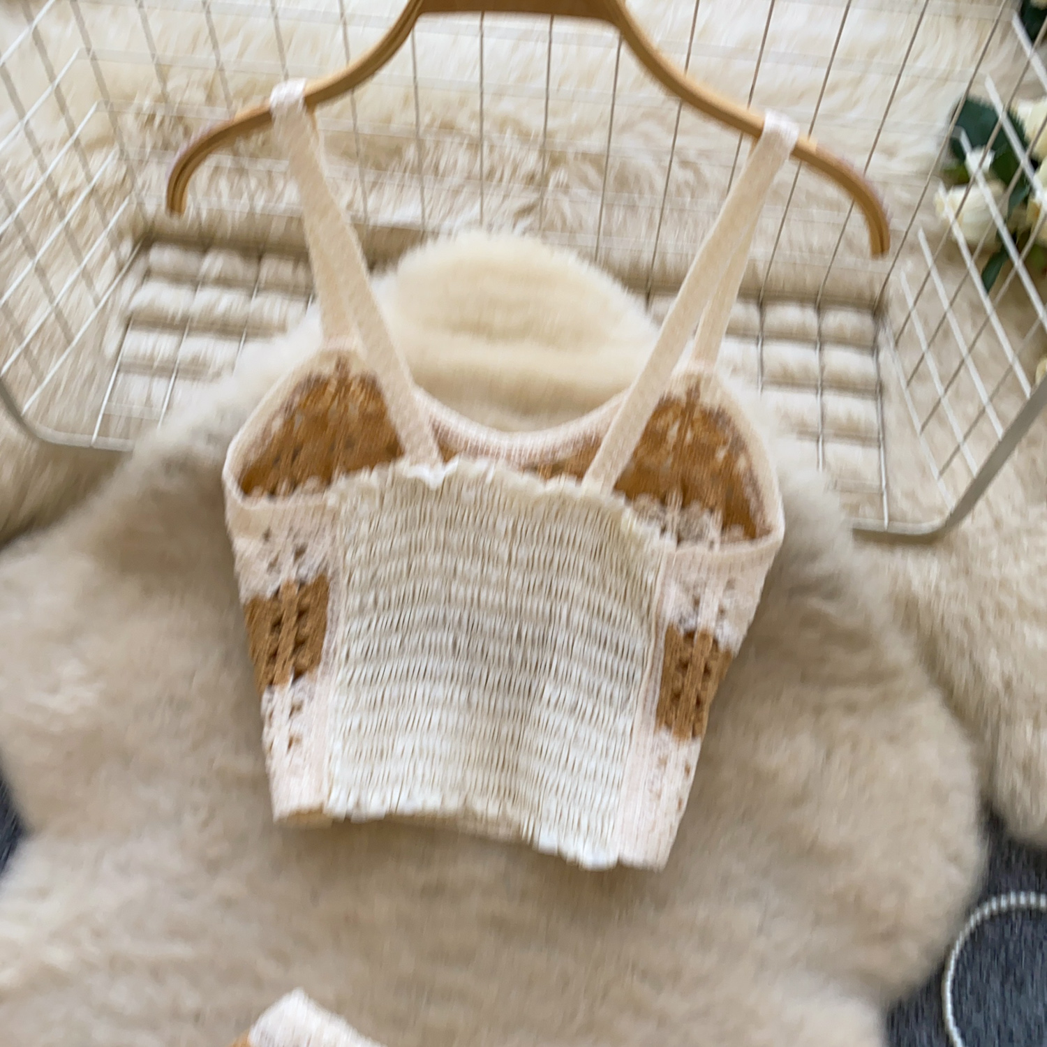 Women's Resort Style Color Blocked Knit Camisole High-Waisted Shorts Two-Piece Set Hollow Out Summer Fashion_ecoleips.com