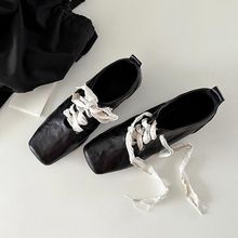 复古文艺方头时尚绝绝子小皮鞋高级感粗跟前系带外穿气质单鞋女士