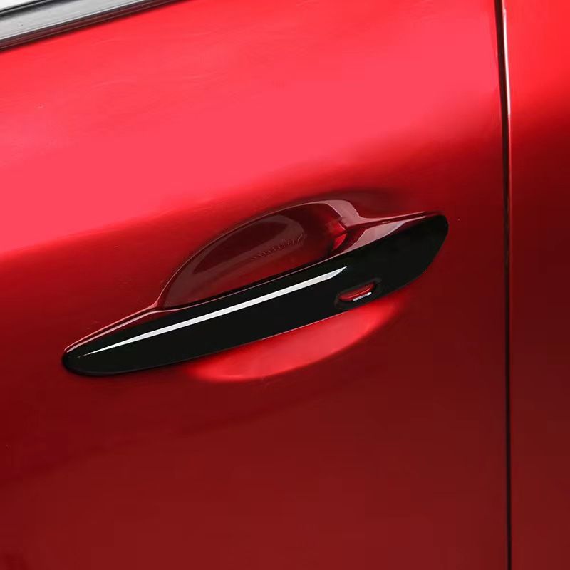 Decoración de la manija de la puerta del Mazda CX-60 3