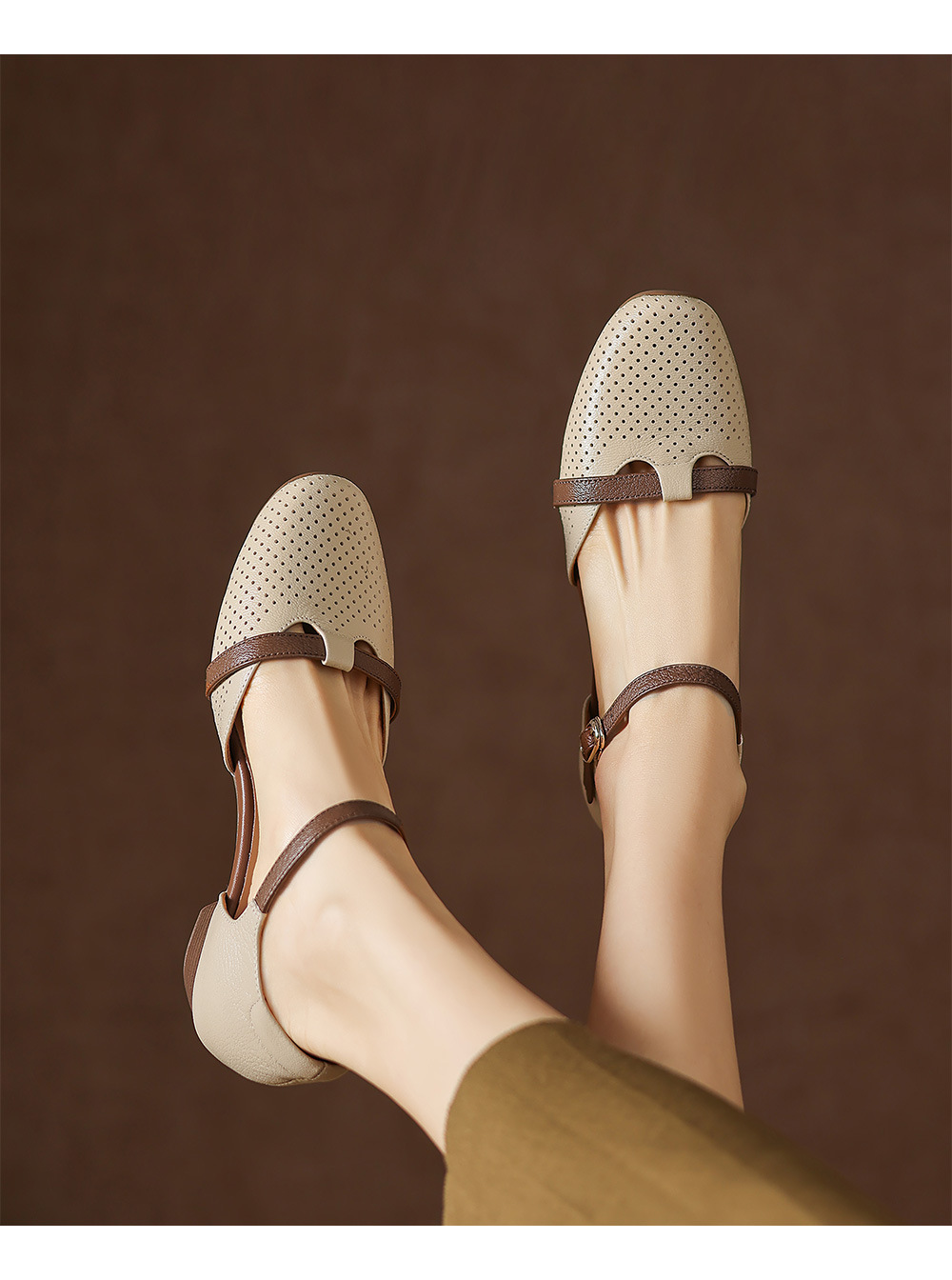 Sandal nữ da cừu mũi kín gót vuông quai ngang khóa một chữ — màu trắng ngà chi tiết 12