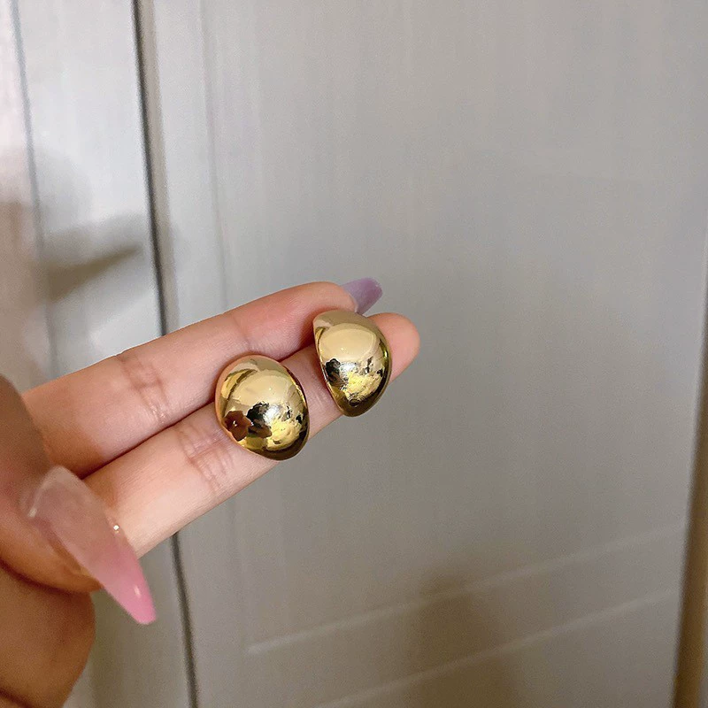 Серебряная игла, золотые универсальные ретро серьги, серебро 925 образец, интернет-знаменитость, стиль легкой роскоши, стиль высокого качества, яркий запоминающийся стиль