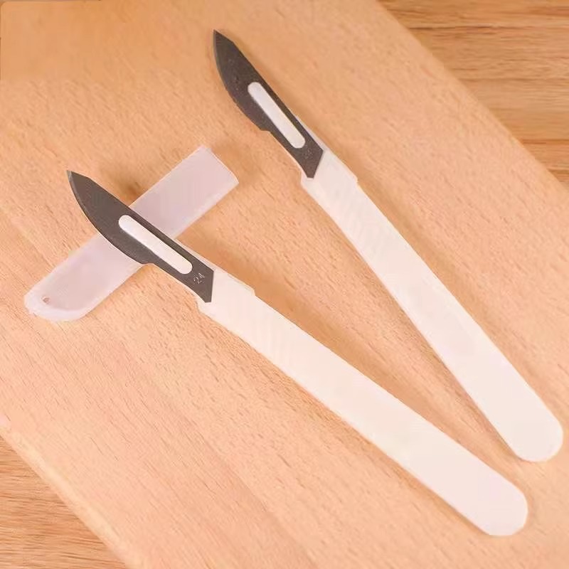 Cross-border knife soft European loaf cake knife carbon steel material pastry cake baguette bread scoring knife baking tool