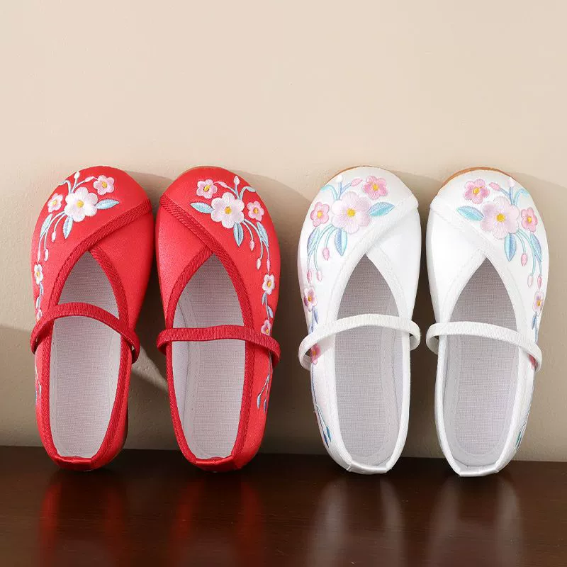 Туфли династии Хань для девочек, детские танцевальные тканевые туфли в этническом стиле, эластичные костюмные туфли, детские туфли с вышивкой, туфли для выступлений, весенние и осенние модели.