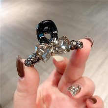 ������������С�ɺ����Yˮ�С�l�A����ץ�AŮ������߅��l�A�^�