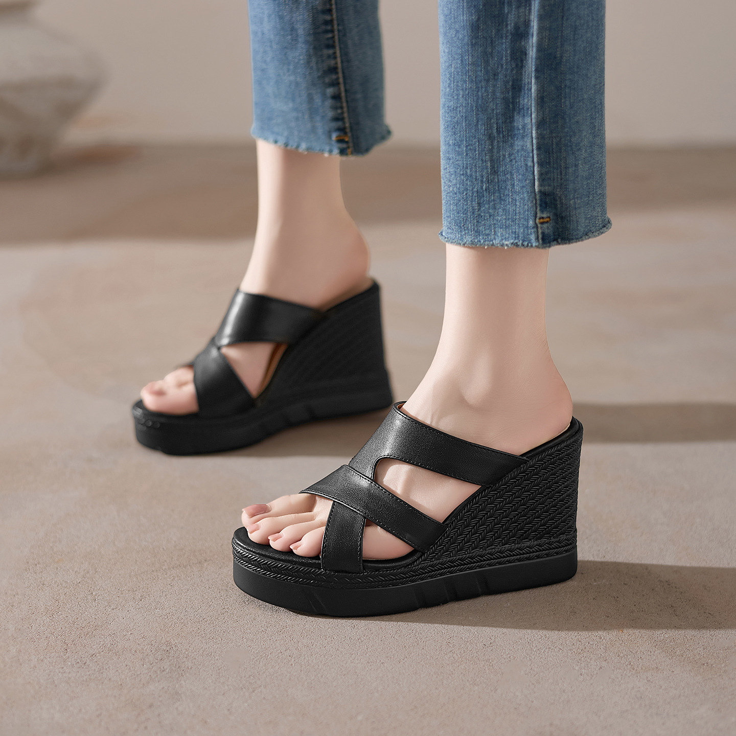 Sandal cao gót nữ hở mũi đế xuồng 10 cm — đen