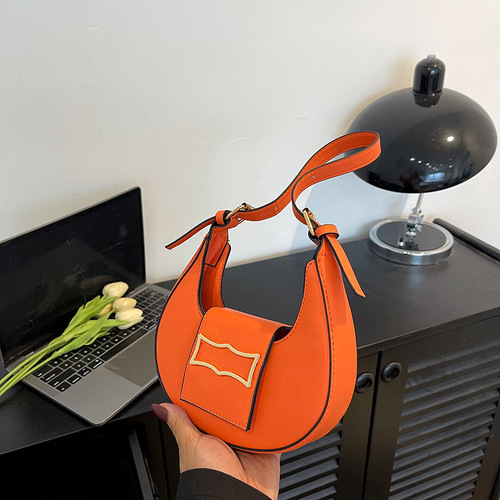 Cross-border bags women's new fashion trendy crescent armpit bag niche light luxury single shoulder crossbody small bag