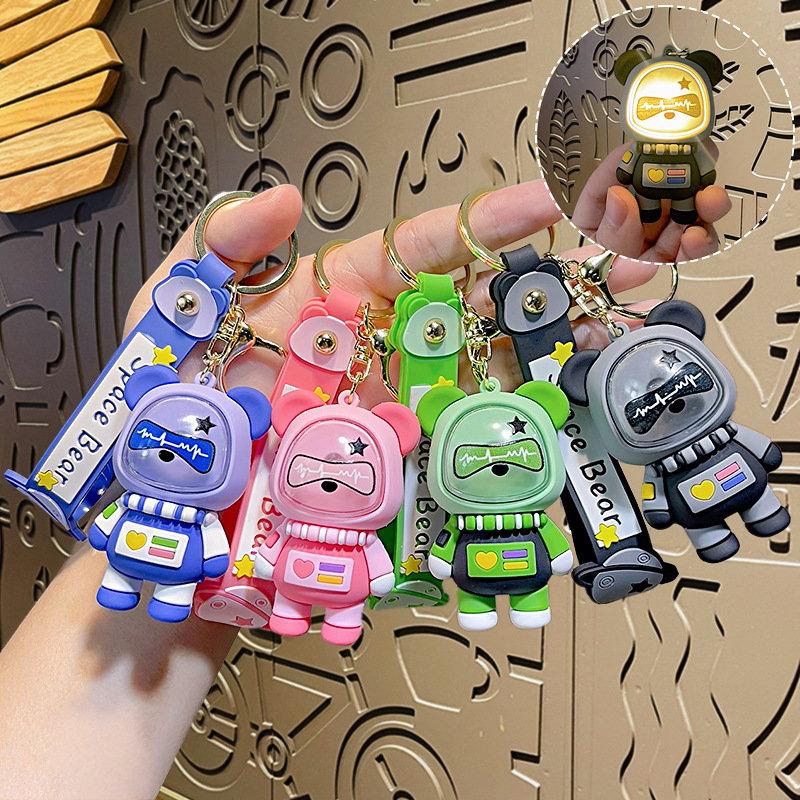 Cartone animato carino orso luminoso astronauta auto zaino coppia piccolo regalo portachiavi ciondolo_voghion.com