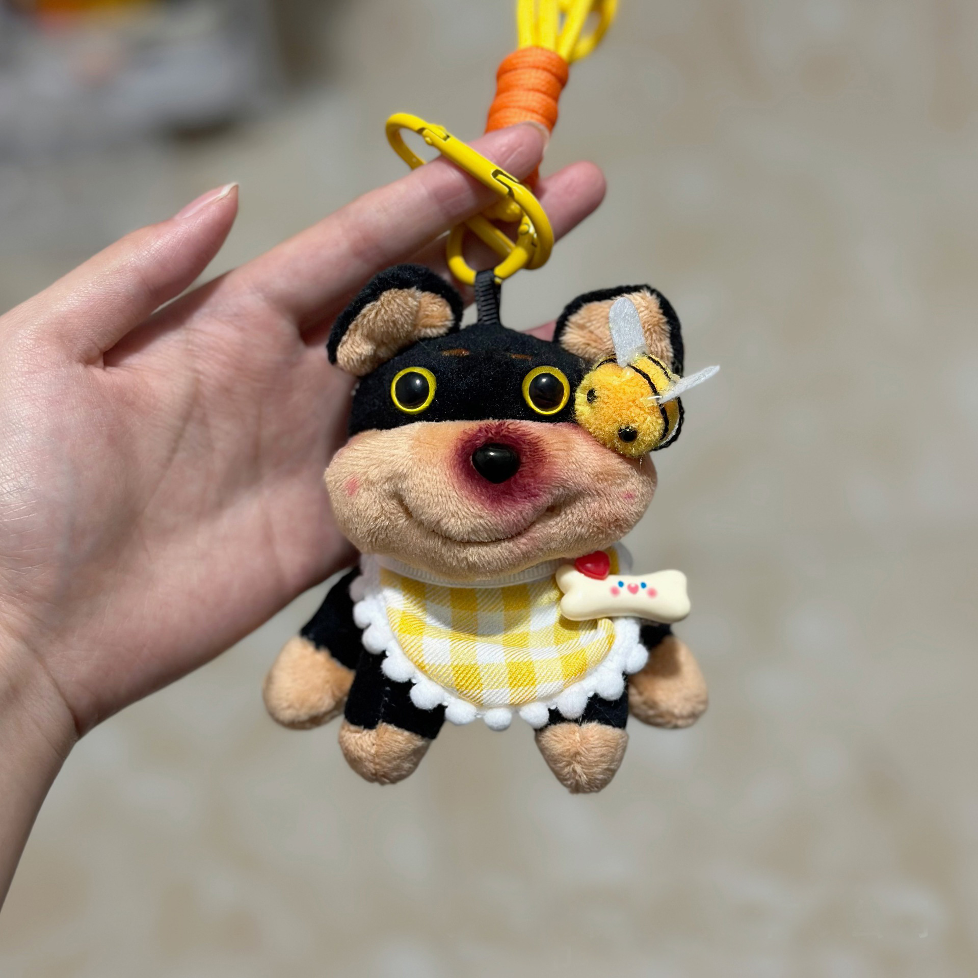 Bolsa de perrito de abeja colgante de coche muñeca de peluche lindo llavero joyería niña pareja regalo