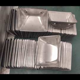 提升机上料斗铁畚斗塑料料斗提升斗串斗挖斗瓦斗铁斗提升带及螺丝