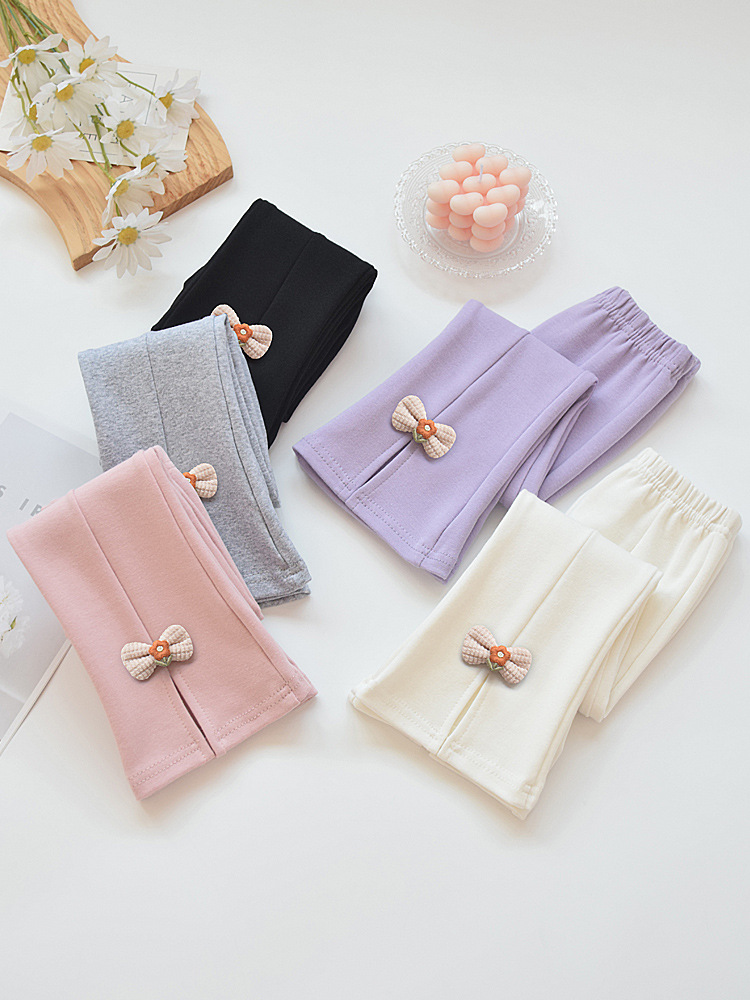 Primavera y otoño niñas leggings para niños pequeños niñas pantalones elásticos para bebés delgados y explosivos de estilo extranjero pantalones de boquilla