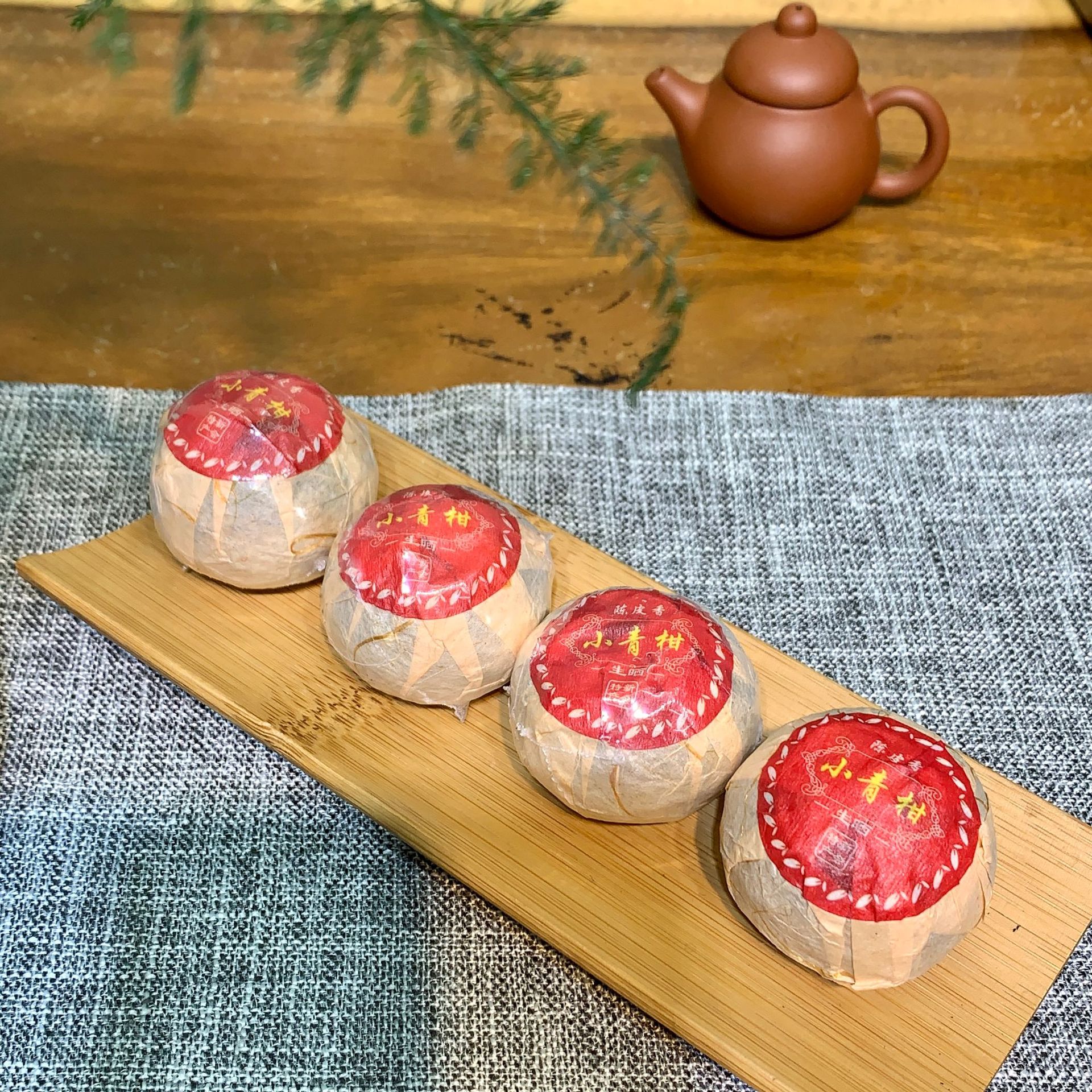 Wholesale Xinhui small green tangerine sun-dried imperial Pu-erh tea loose fruit fragrance small green tangerine Pu-erh ripe tea leaves can be shipped