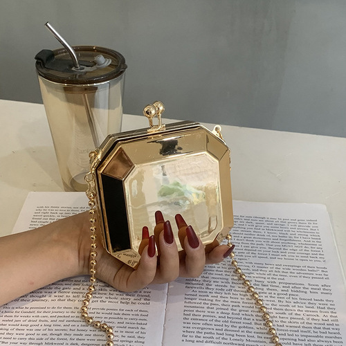 Box-shaped small square bag, new women's chain buckle crossbody bag, simple and fashionable women's shoulder bag