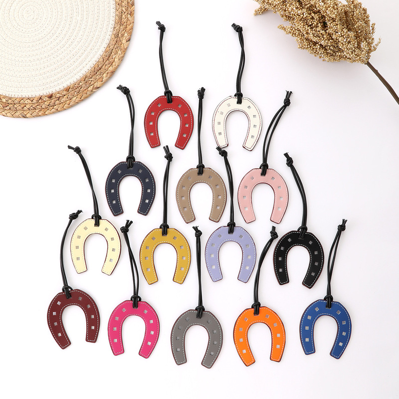 New Horseshoe Pendant Hand-Sewn Leather Bag Pendant Tote Bag Pendant Keychain