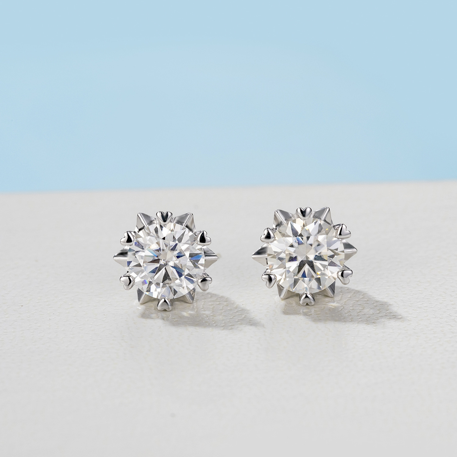 11669311693_1126427399