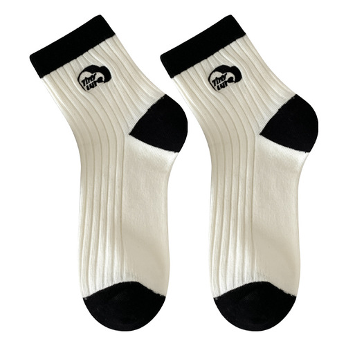 Socks for women's spring and summer mid-tube socks black and white striped embroidered socks trendy versatile internet celebrity socks sports socks Zhuji socks industry
