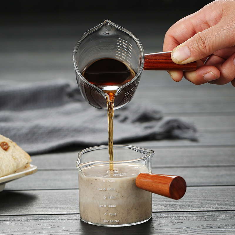 Café concentrado pequeña taza de leche vidrio mini mango jarra de leche con mango jarra de leche mango de madera jarra de leche