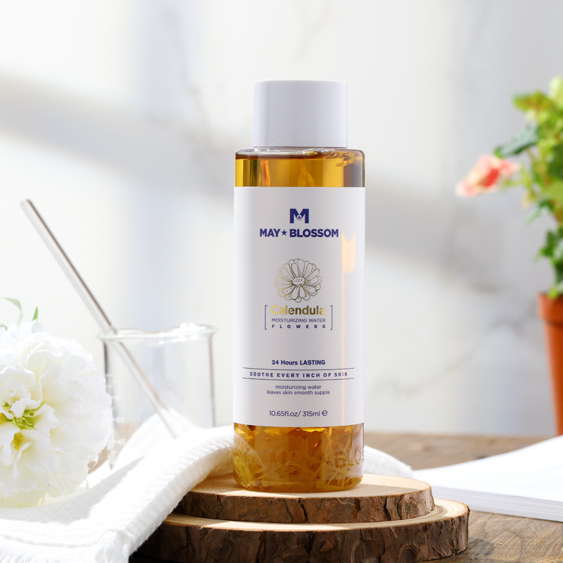 Moisturizing essence with calendula