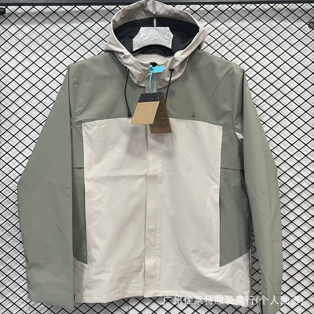 New hooded windbreaker, waterproof, windproof, warm, and stylish outdoor jacket for couples, men and women, a lightweight and luxurious windbreaker