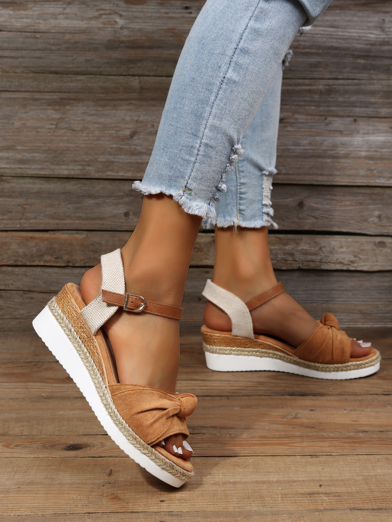 Title 25, Kadınlar için Balık Ağzı Tasarımlı Kenevir Hala...