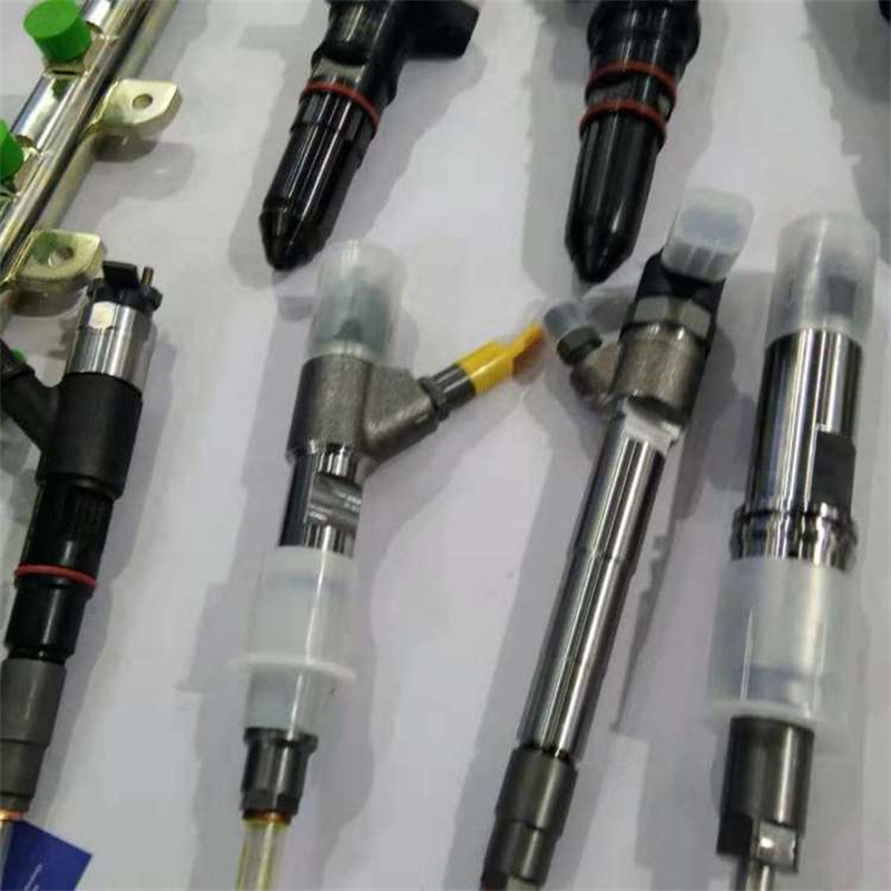 6156-11-3300 inyector de combustible 3095773 095000 - 1211095000 - 0809 boquilla eléctrica