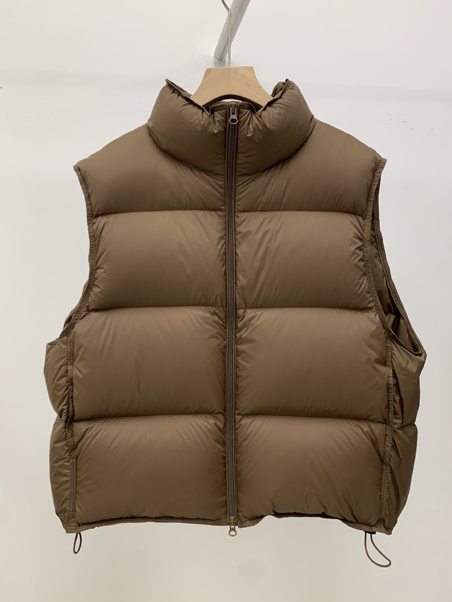 Chaqueta de plumas sin mangas con cuello alto y cuello alto de pato blanco para mujer, estilo coreano, holgada, versátil, ideal para otoño e invierno. Abrigo cálido._voghion.com