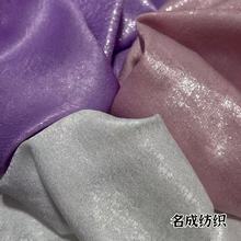 ���Z�q�C�������c���y�z���Ͻ���ɫ���϶Y���r�b�ݳ����赸���F؛