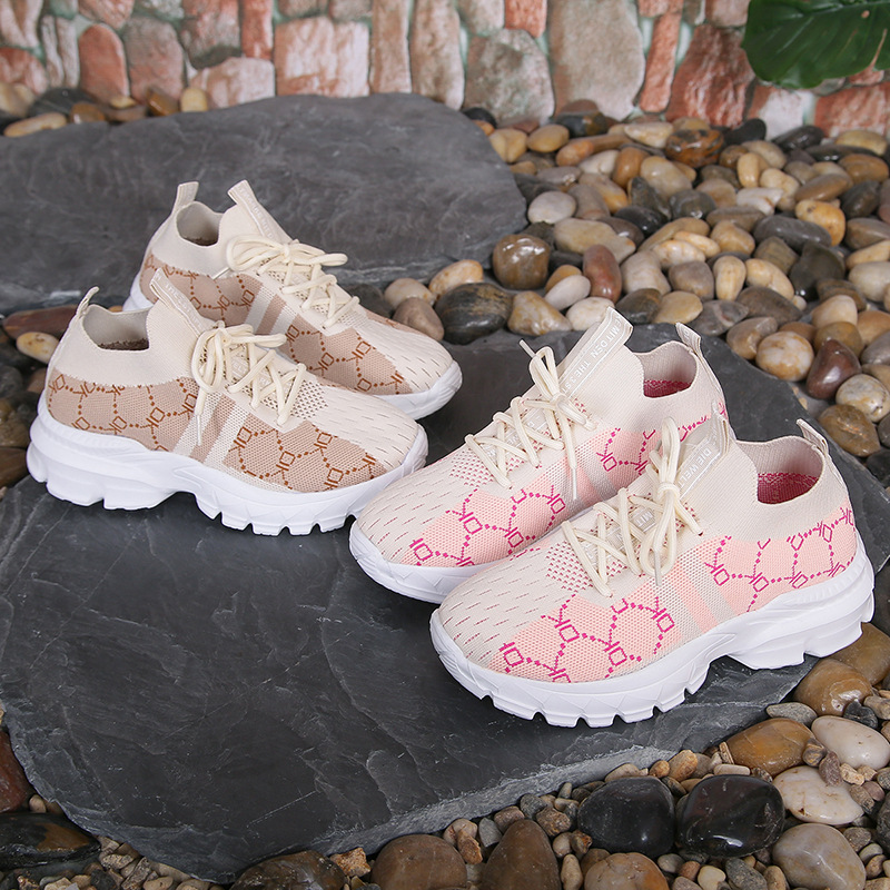 Sport Shoes Image 1