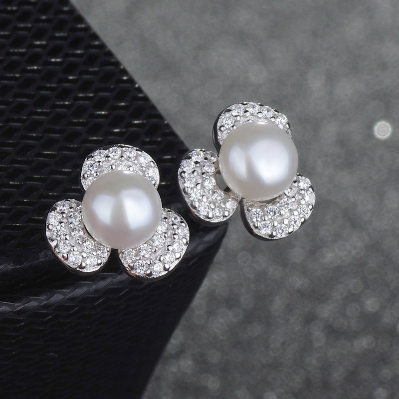 Pendientes de perlas de agua dulce 00261