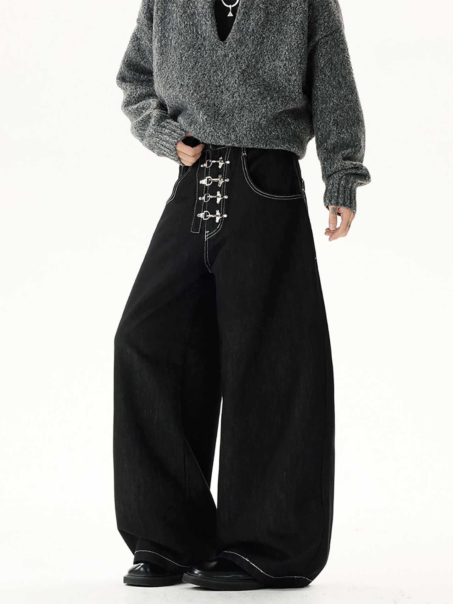 Retro-style oversized jeans for men, spring and autumn, trendy couple's style, loose straight leg, curved wide-leg trousers, black, in stock.