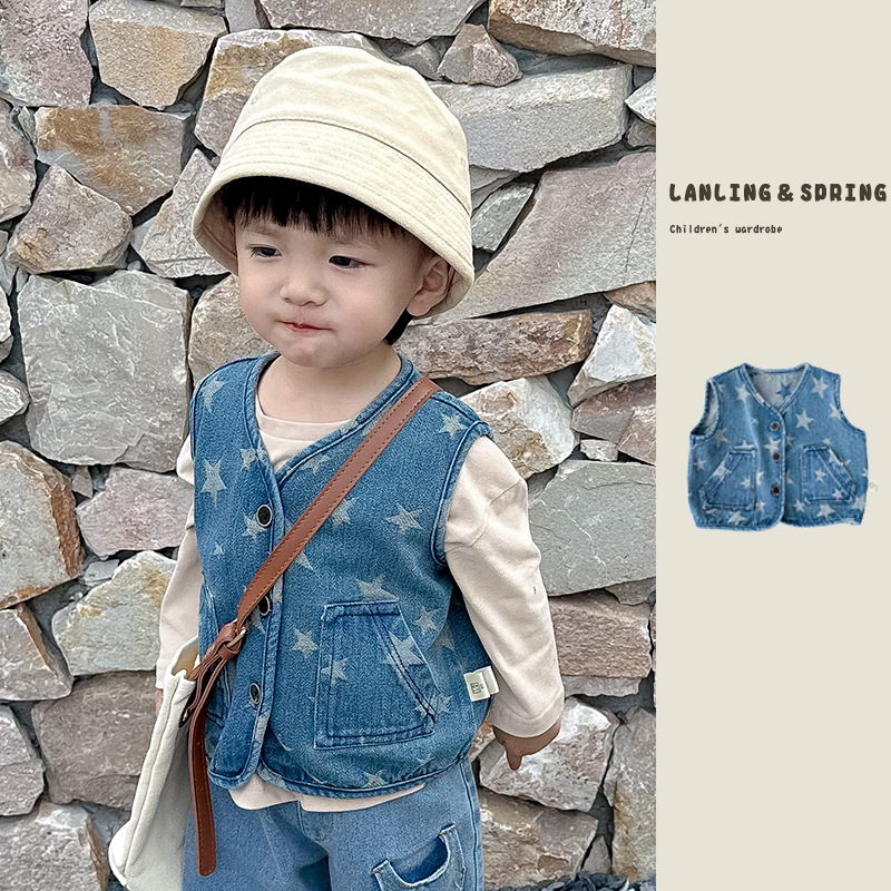 2024 primavera estilo coreano niños y niñas bebé versátil suelta estrella de cinco puntas Chaleco de mezclilla abrigo angustiado retro para niños