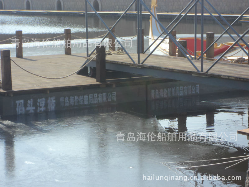 发泡聚氨酯钢制浮标浮球 聚乙烯深海浮标 船用系泊水鼓防撞设施山