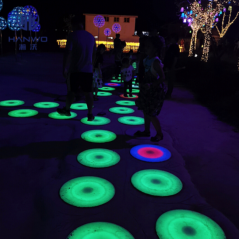 戶外庭院花園布置地磚燈感應互動彩色跑腳踩燈舞池重力地板燈防雨