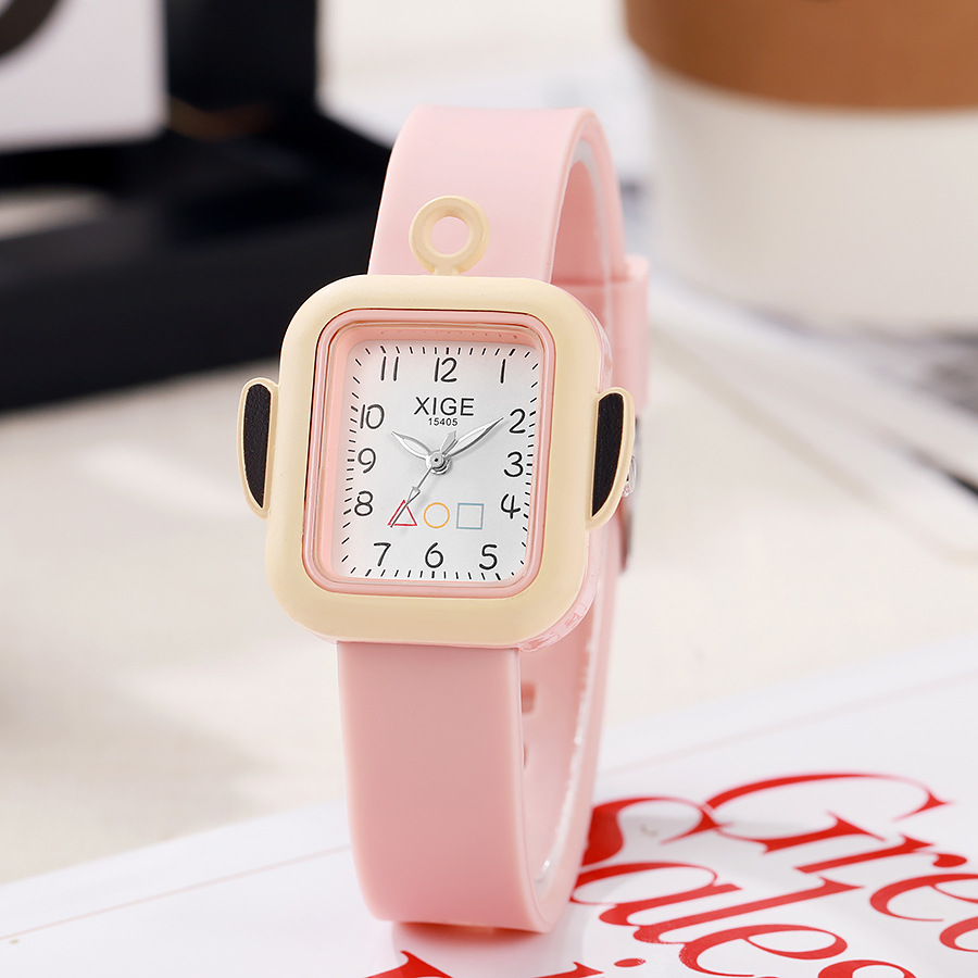 New Cute Children's Waterproof Quartz Watch Candy Color Simple Silicone Sports Gift Watch Children's Watch