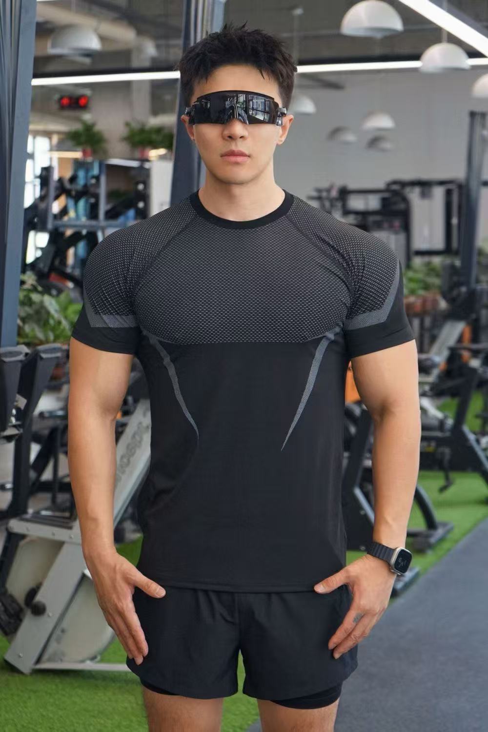 Men's Fitness T-shirt Seamless Quick Drying Breathable Oversized_voghion.com