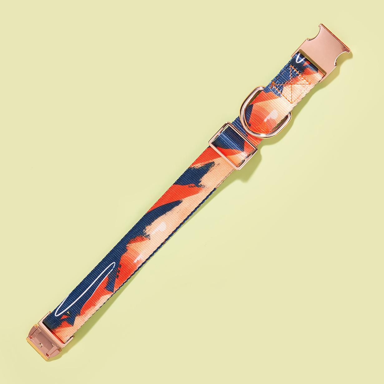 跨境新款宠物用品批发时尚印花合金插扣外出复古印花装饰狗项圈详情5