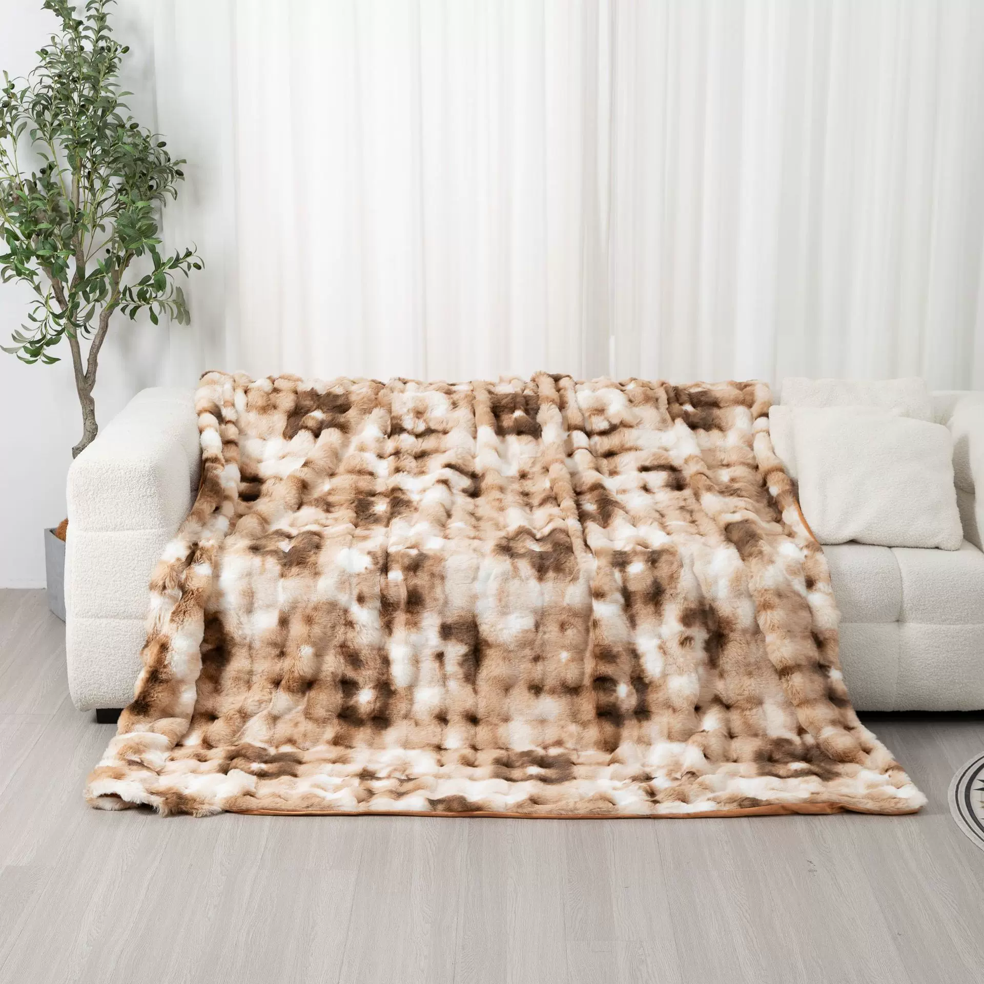 大兔毛双层毛毯办公室午休毯珊瑚绒加厚盖毯单人沙发毯团购礼品