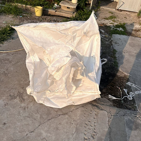 Оптовые поставки использованных тоннажных мешков, белых контейнерных мешков, сырья высокого качества, устойчивого к старению и УФ-излучению