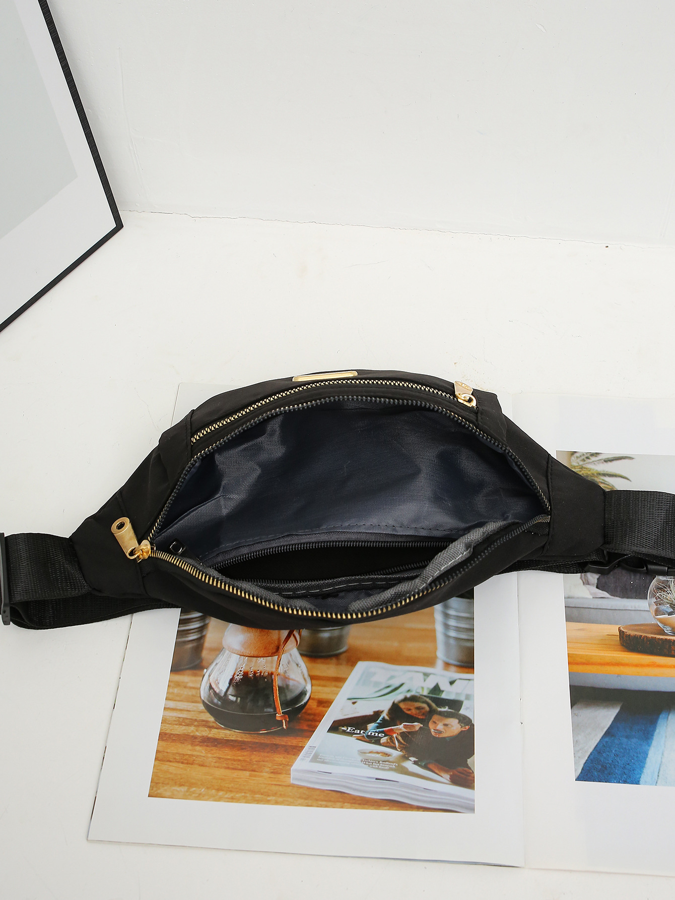 Streetwear Style Oval Shape Women's Streetwear Solid Color Nylon Waist Bags