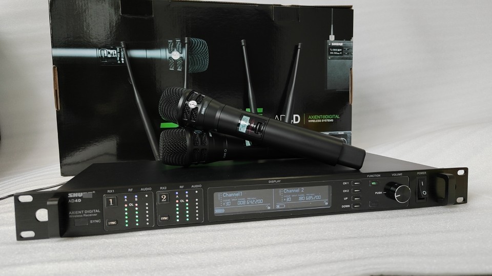 AD4D无线话筒一拖二专业大型舞台演出U段远距离麦克风
