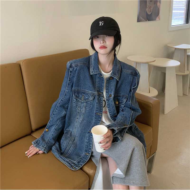 Quality retro denim demi-season autumn jacket