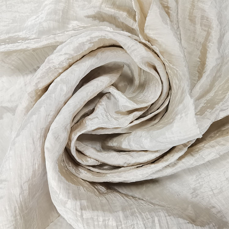 厂家批发海岛绉欧根纱 柔软海岛婴儿绉轻薄连衣裙衬衫裙子面料