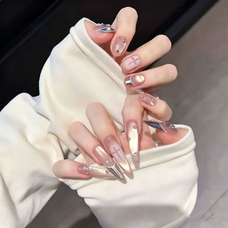 【Sweetheart Crow】New Handmade Wearable Nails in Nude Pink Cat Eye Effect, High-End and Brightening Wearable Manicure Set of 10 Pieces 【Sweetheart Crow】New Handmade Wearable Nails in Nude Pink Cat Eye Effect, High-End and Brightening Wearable Manicure Set of 10 Pieces
