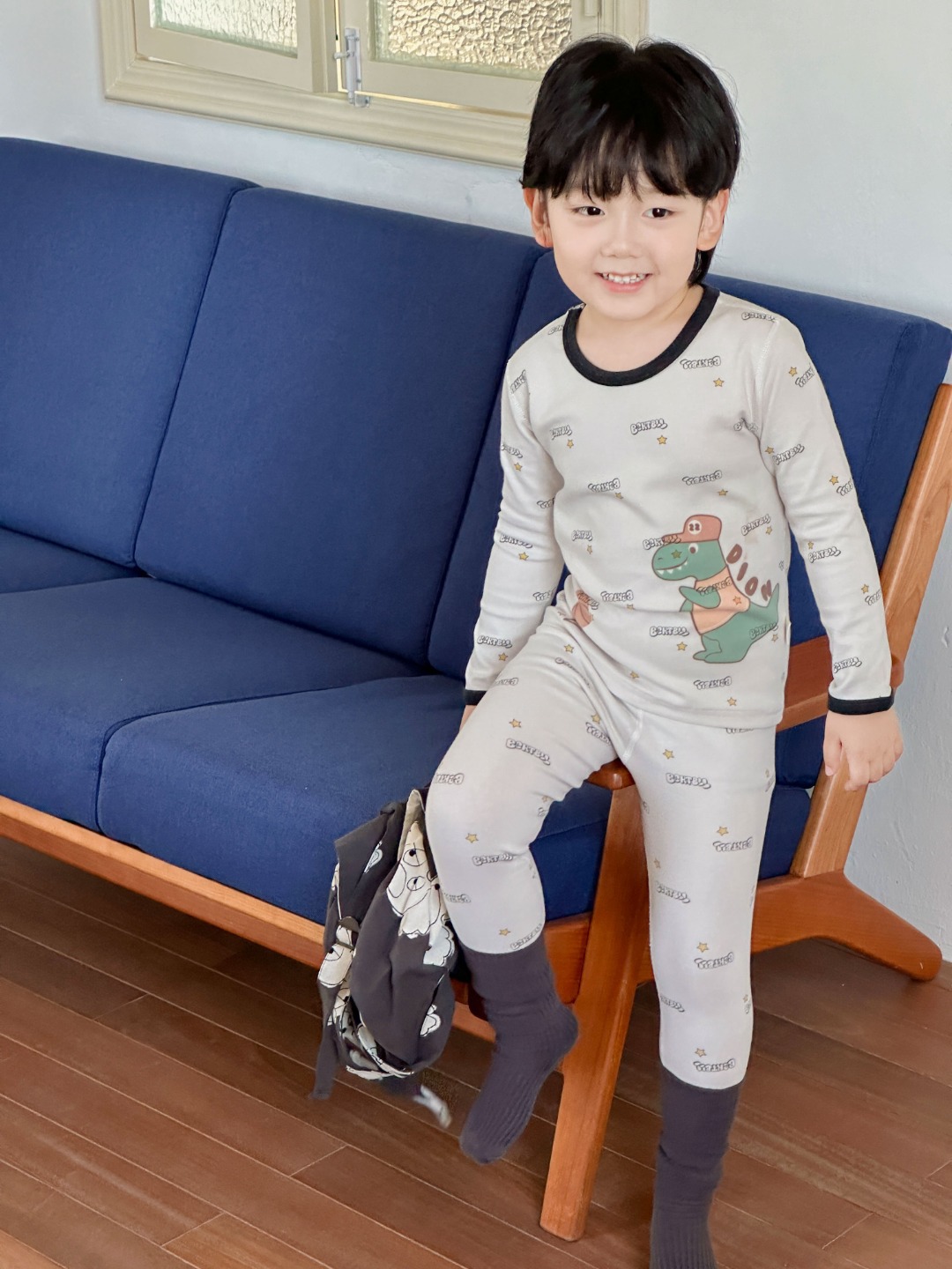 白蓝球恐龙2.jpg
