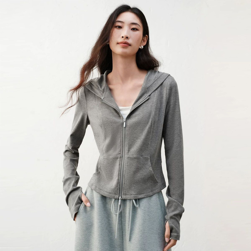 Domestic Niaojia 2026 Autumn New Hooded Long-Sleeve Short Slim Fit Sports Sweatshirt for Women AACRG3287 Domestic Niaojia 2026 Autumn New Hooded Long-Sleeve Short Slim Fit Sports Sweatshirt for Women AACRG3287